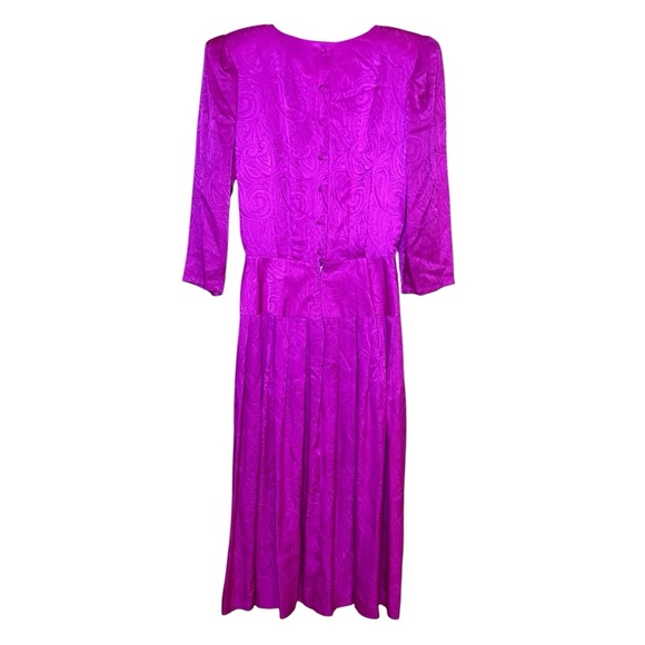 Nancy Johnson Vintage Silk Dress Size 8 - Picture 2 of 10